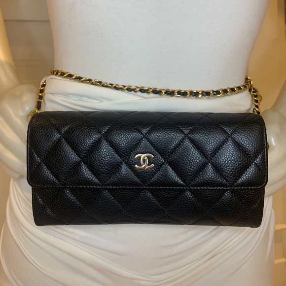 Chanel Caviar Quilted Crush Wallet with Chain - Picture 4 of 9